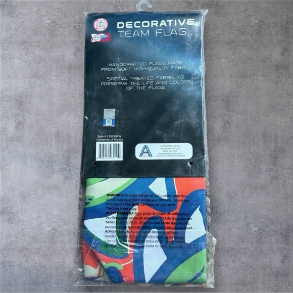 Double Sided Florida Gators Garden Flag 29" X 43" - New In Package - Picture 3 of 3